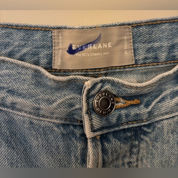 Everlane 90s Cheeky High Rise Straight Leg Jeans in Light Blue Wash, Size 29 - Picture 4 of 11